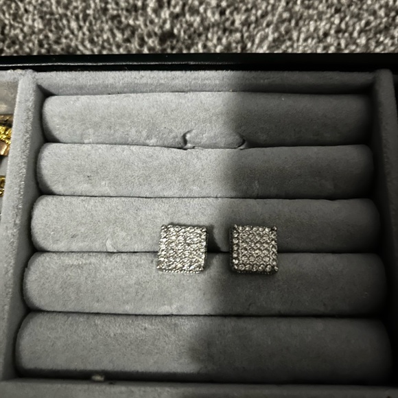 BRAND NEW SILVER DIAMOND EARRINGS‼️ - Picture 5 of 13